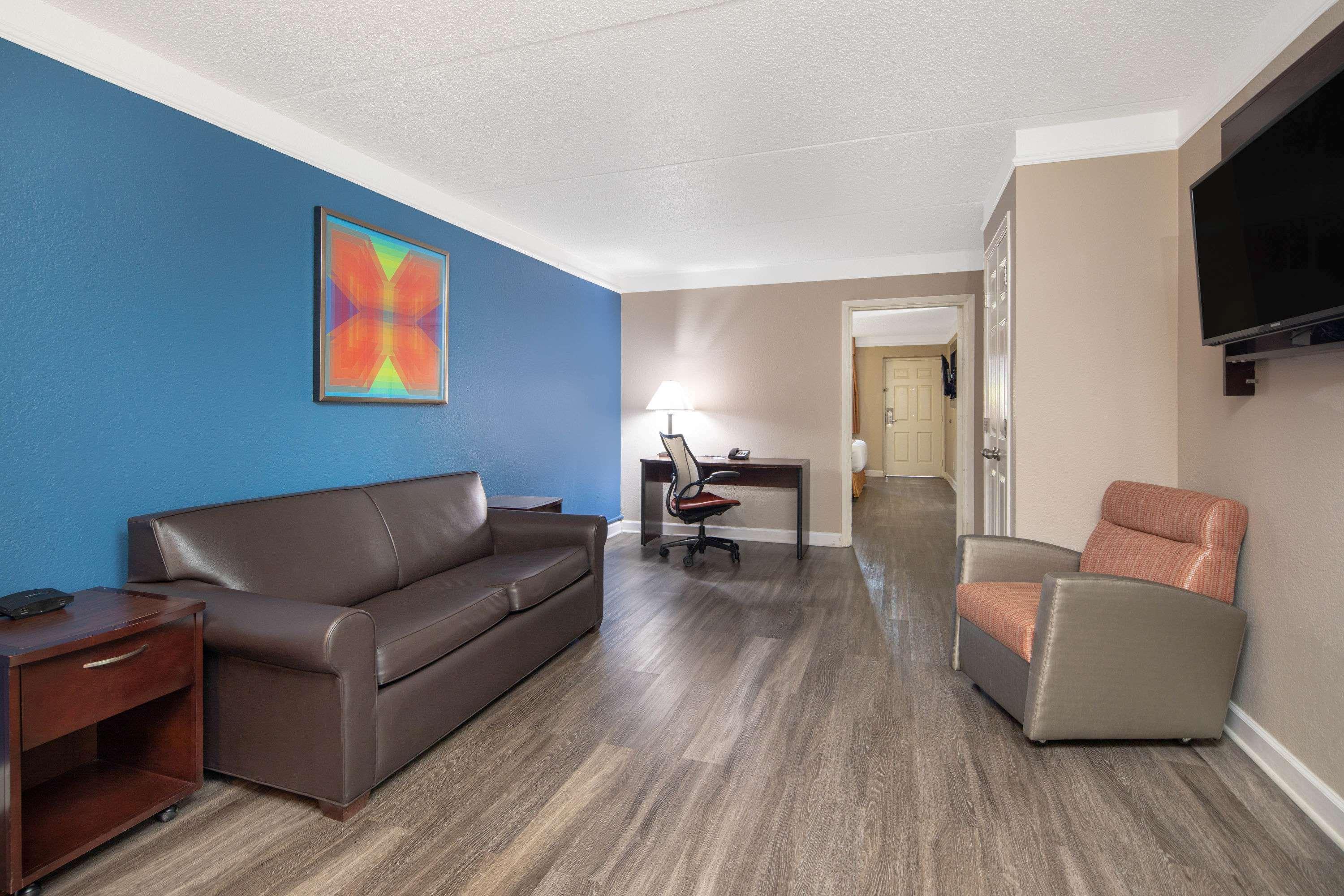 Budget Inn & Suite Atlanta Marietta Stadium Экстерьер фото